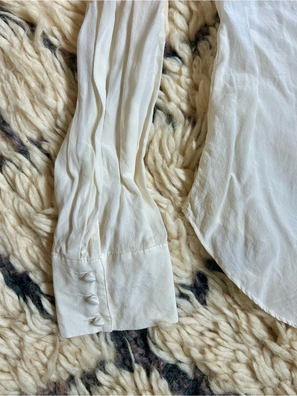 Veronica Beard 100% Silk Blouse, White V-Neck Button Front - Picture 6 of 8